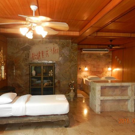 Khao Yai Garden Lodge Пакчонг Экстерьер фото