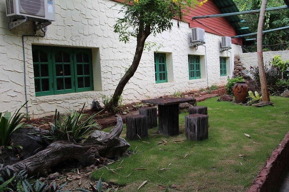 Khao Yai Garden Lodge Пакчонг Экстерьер фото