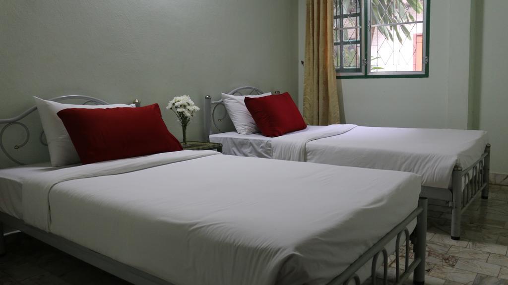 Khao Yai Garden Lodge Пакчонг Экстерьер фото