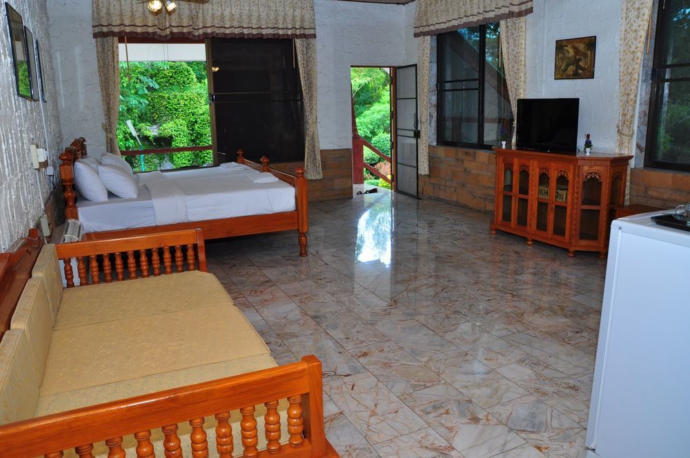 Khao Yai Garden Lodge Пакчонг Экстерьер фото